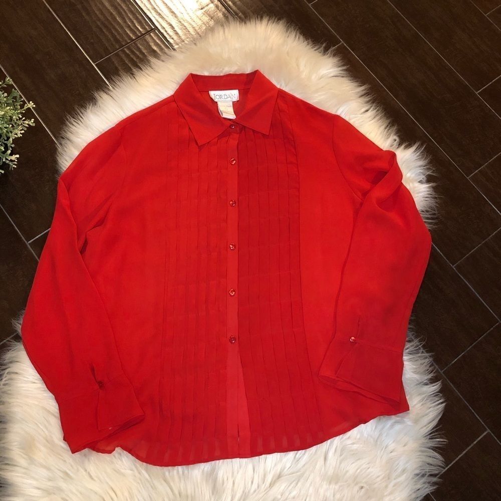 Jordan vintage red pleated front button down LG